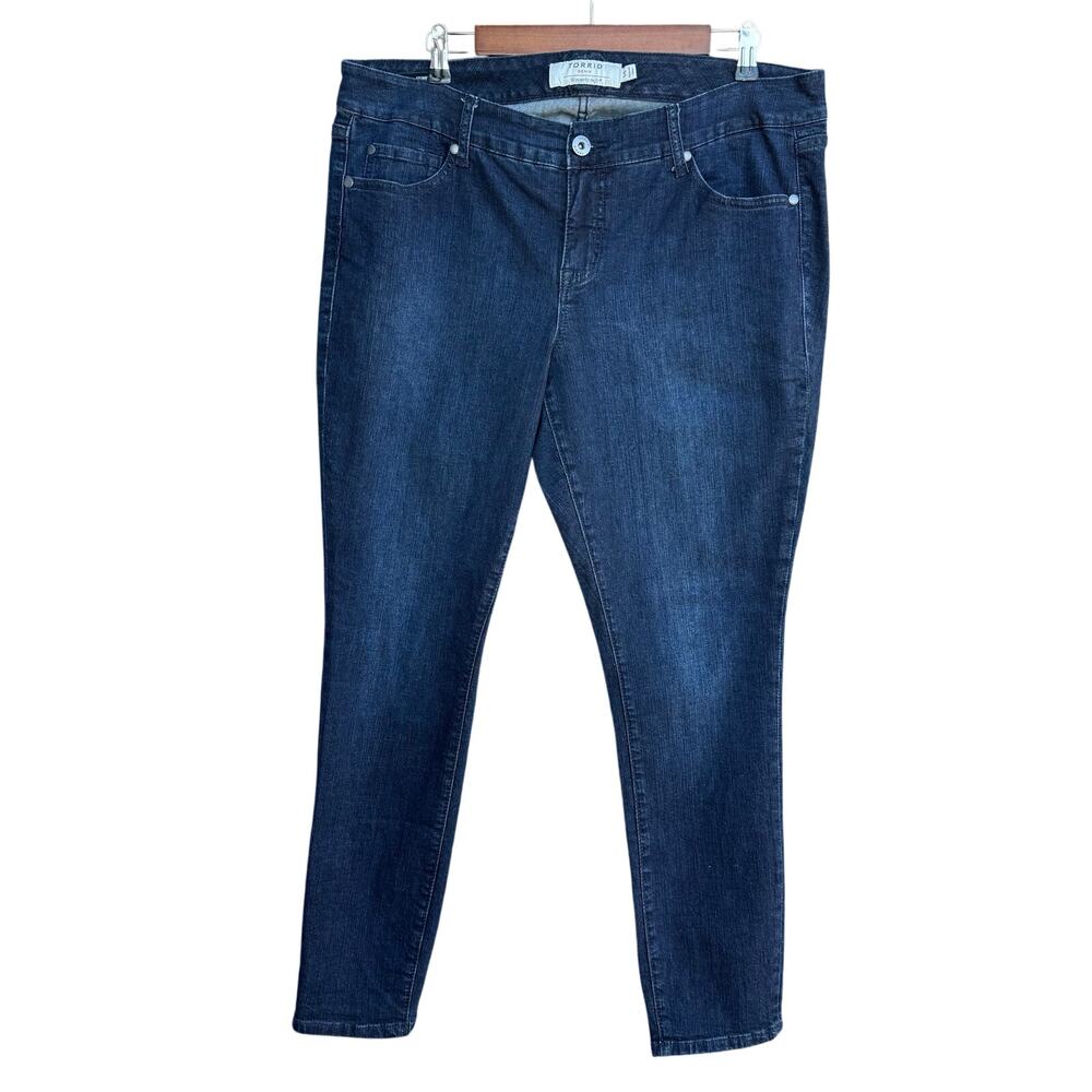 Torrid 14 Plus Skinny Jeans Mid Rise Dark Wash Stretch Denim